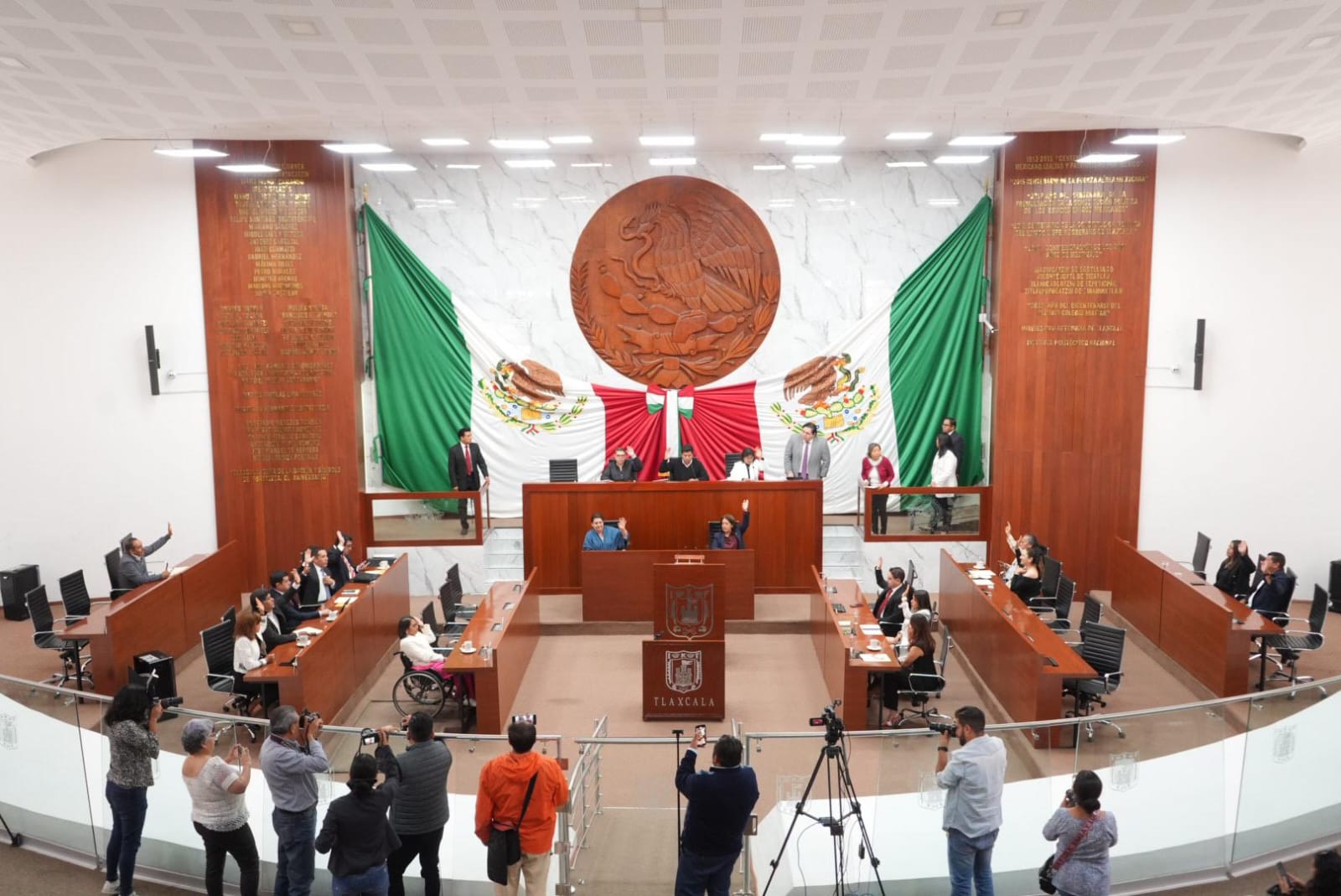 Aprueban diputados prohibir publicidad engañosa y alimentos no saludables en escuelas